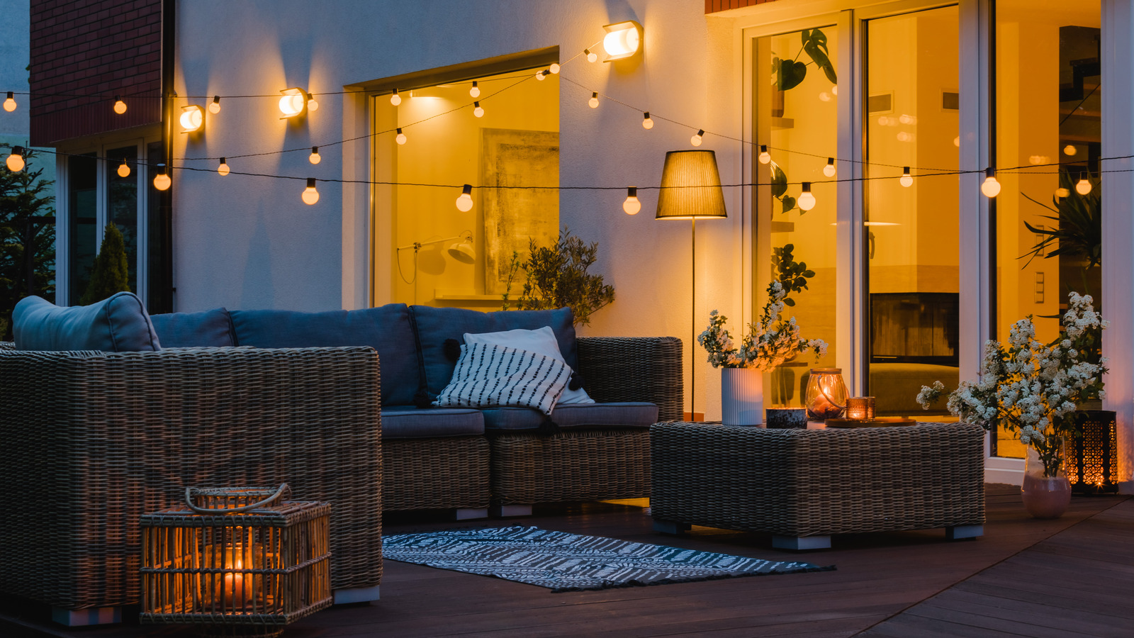 Day-to-Night Patio Lighting Hacks: Smart Lighting Ideas for Every Houston Patio
